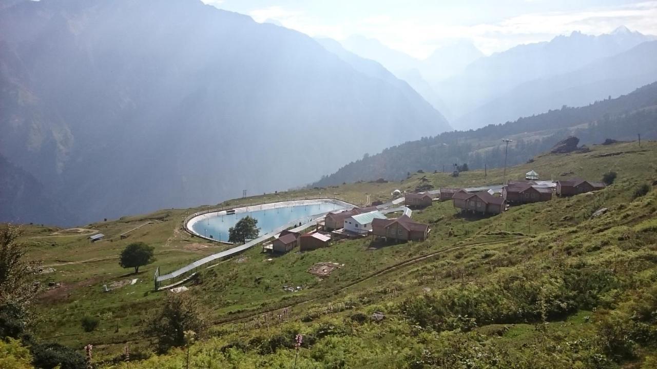 Blusalzz Escapade Resort 兰斯顿 外观 照片